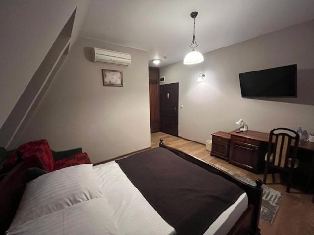 Inn Krysztalowy Palacyk *
